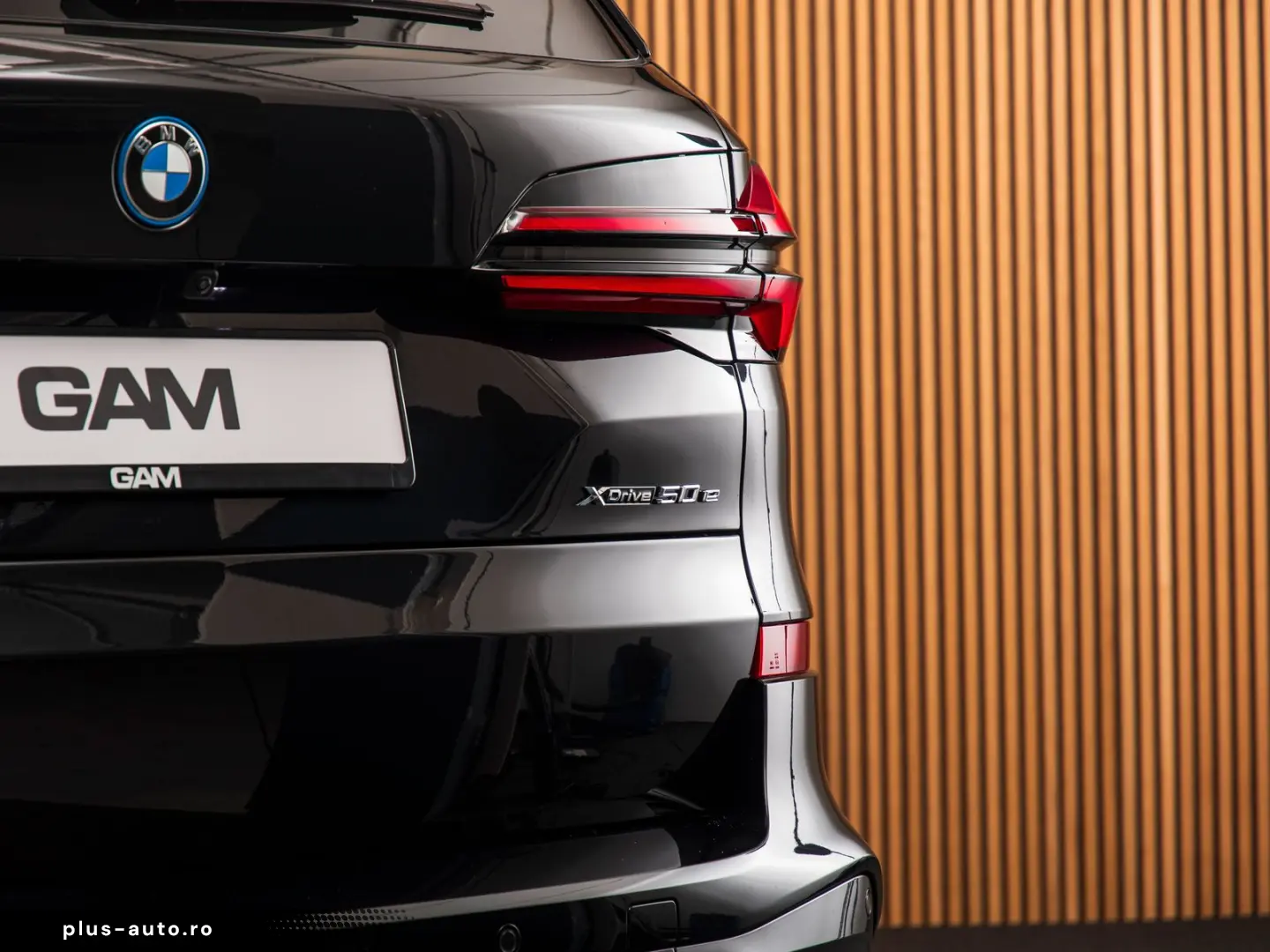 BMW X5 Xdrive50e M-SPORT-MASSAGE-TOWB-22 -CARBON