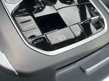 BMW X5 45e M Sport Laserlicht HUD  AHK Navi Leder