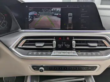 BMW X5 x45e M Sport HUD Laser Kamera Komfz.HiFi 22