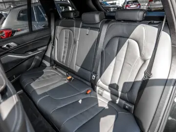 BMW X5 xDrive45e M Sport HUD PANO ACC AHK 360 KAM