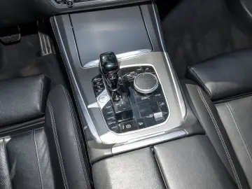 BMW X5 xDrive45e M Sport HUD PANO ACC AHK 360 KAM