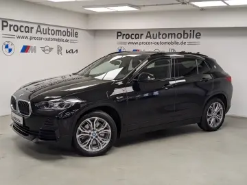 BMW X2 xDrive25e HuD HiFi DA PA RFK DAB LED 18''
