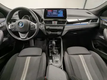 BMW X2 xDrive25e HuD HiFi DA PA RFK DAB LED 18''