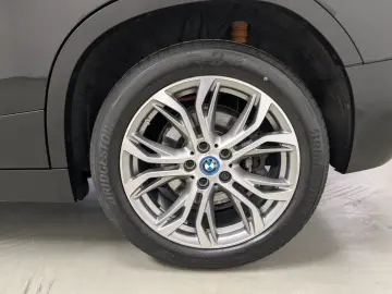 BMW X2 xDrive25e HuD HiFi DA PA RFK DAB LED 18''
