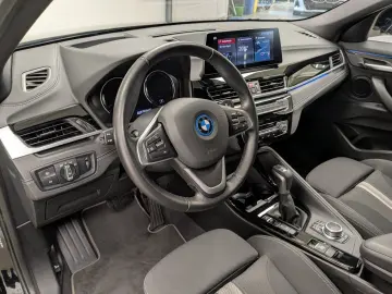 BMW X2 xDrive25e HuD HiFi DA PA RFK DAB LED 18''