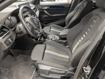 BMW X2 xDrive25e HuD HiFi DA PA RFK DAB LED 18''