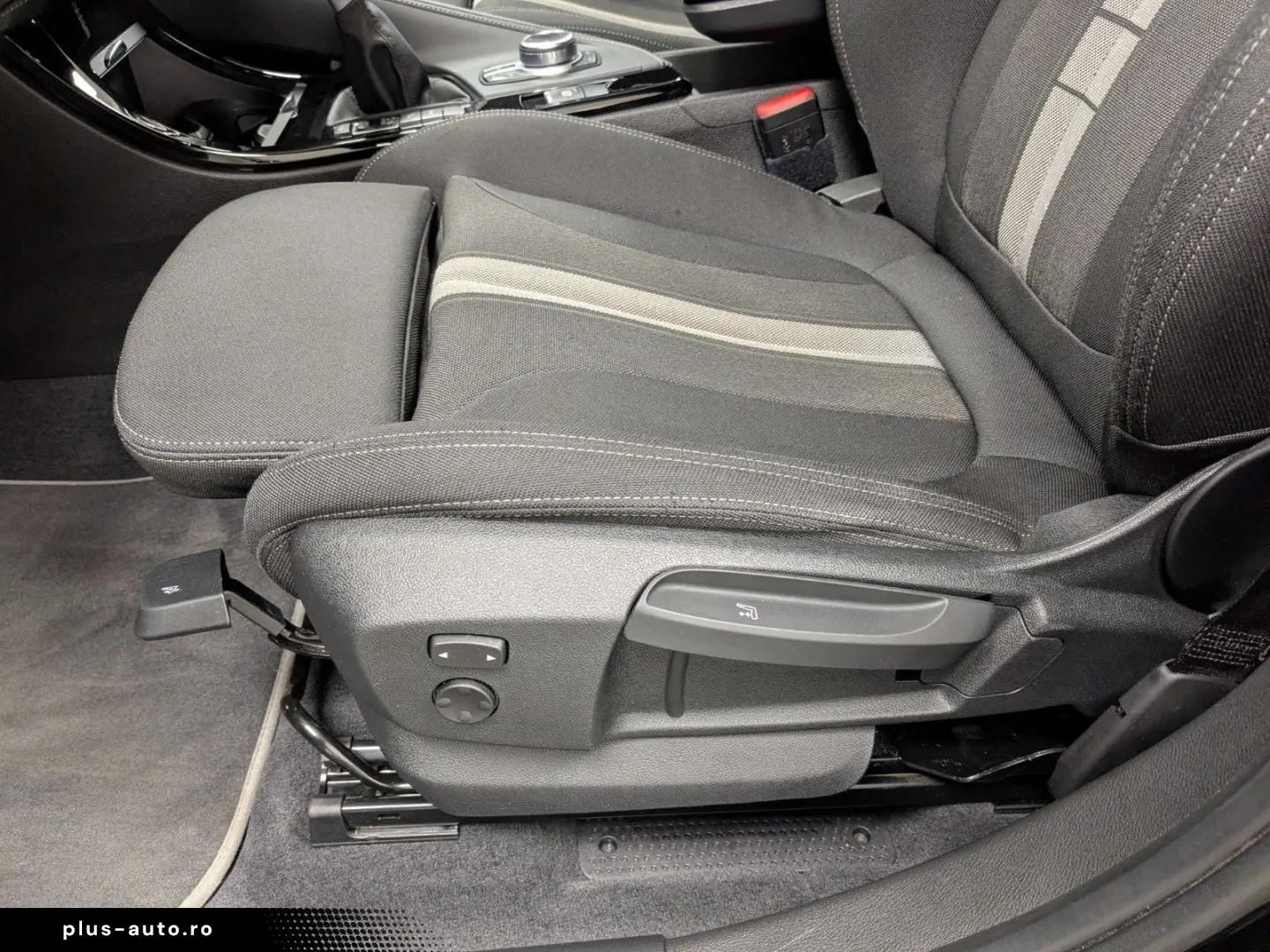 BMW X2 xDrive25e HuD HiFi DA PA RFK DAB LED 18''