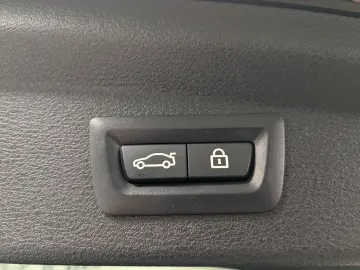 BMW X2 xDrive25e HuD HiFi DA PA RFK DAB LED 18''