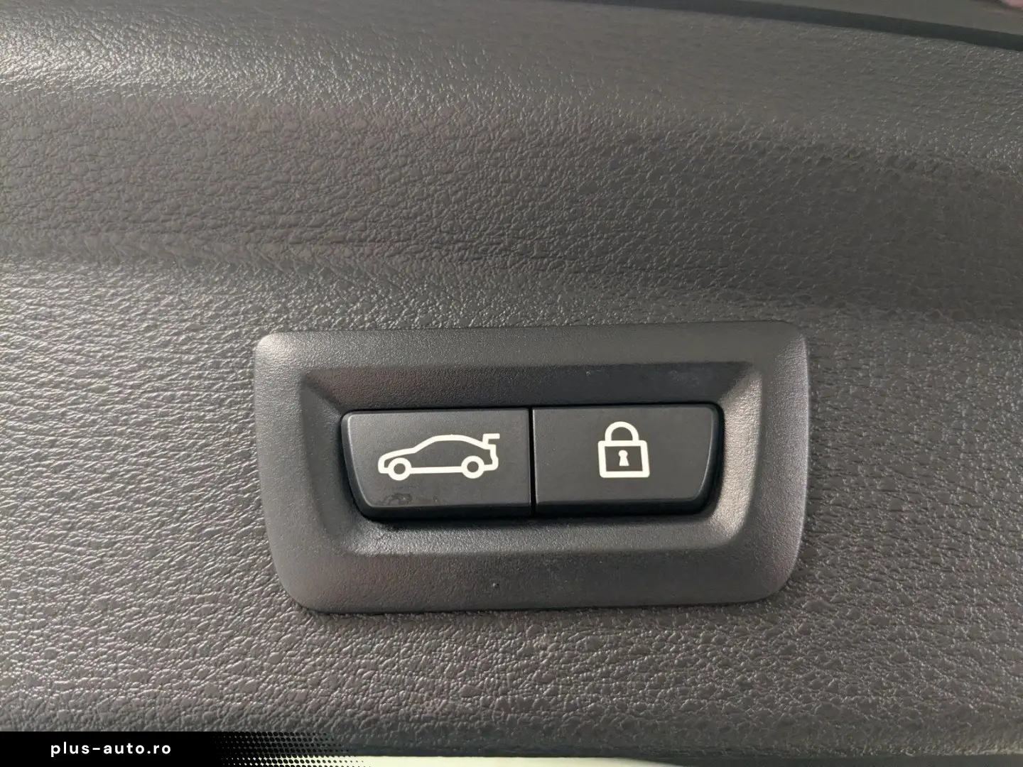 BMW X2 xDrive25e HuD HiFi DA PA RFK DAB LED 18''