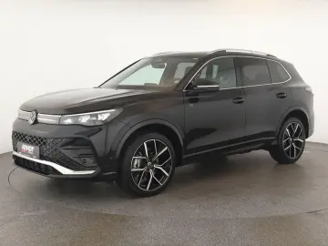 VW Tiguan 2.0 TSI DSG 4M R-Line IQ Pano Nav ACC 360