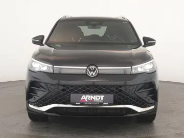 VW Tiguan 2.0 TSI DSG 4M R-Line IQ Pano Nav ACC 360