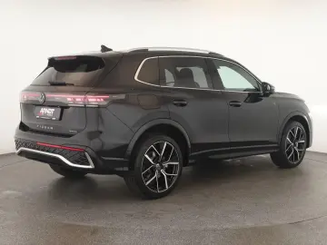 VW Tiguan 2.0 TSI DSG 4M R-Line IQ Pano Nav ACC 360