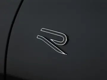 VW Tiguan 2.0 TSI DSG 4M R-Line IQ Pano Nav ACC 360