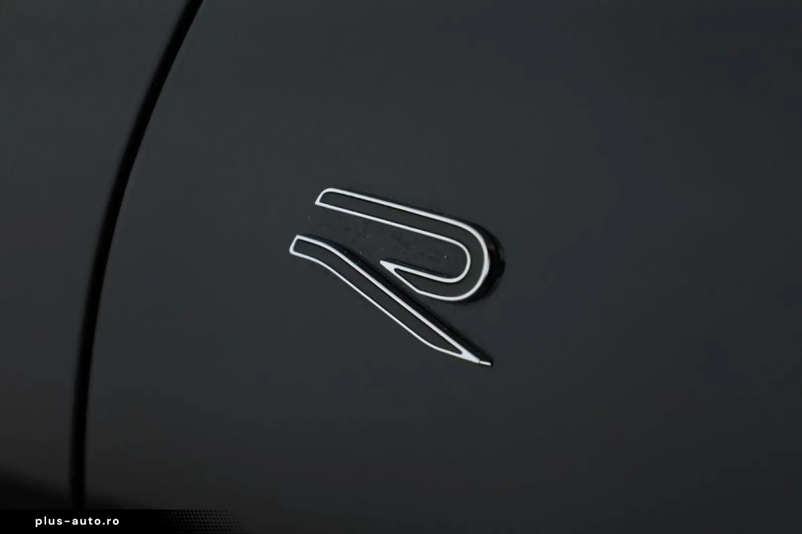 VW Tiguan 2.0 TSI DSG 4M R-Line IQ Pano Nav ACC 360