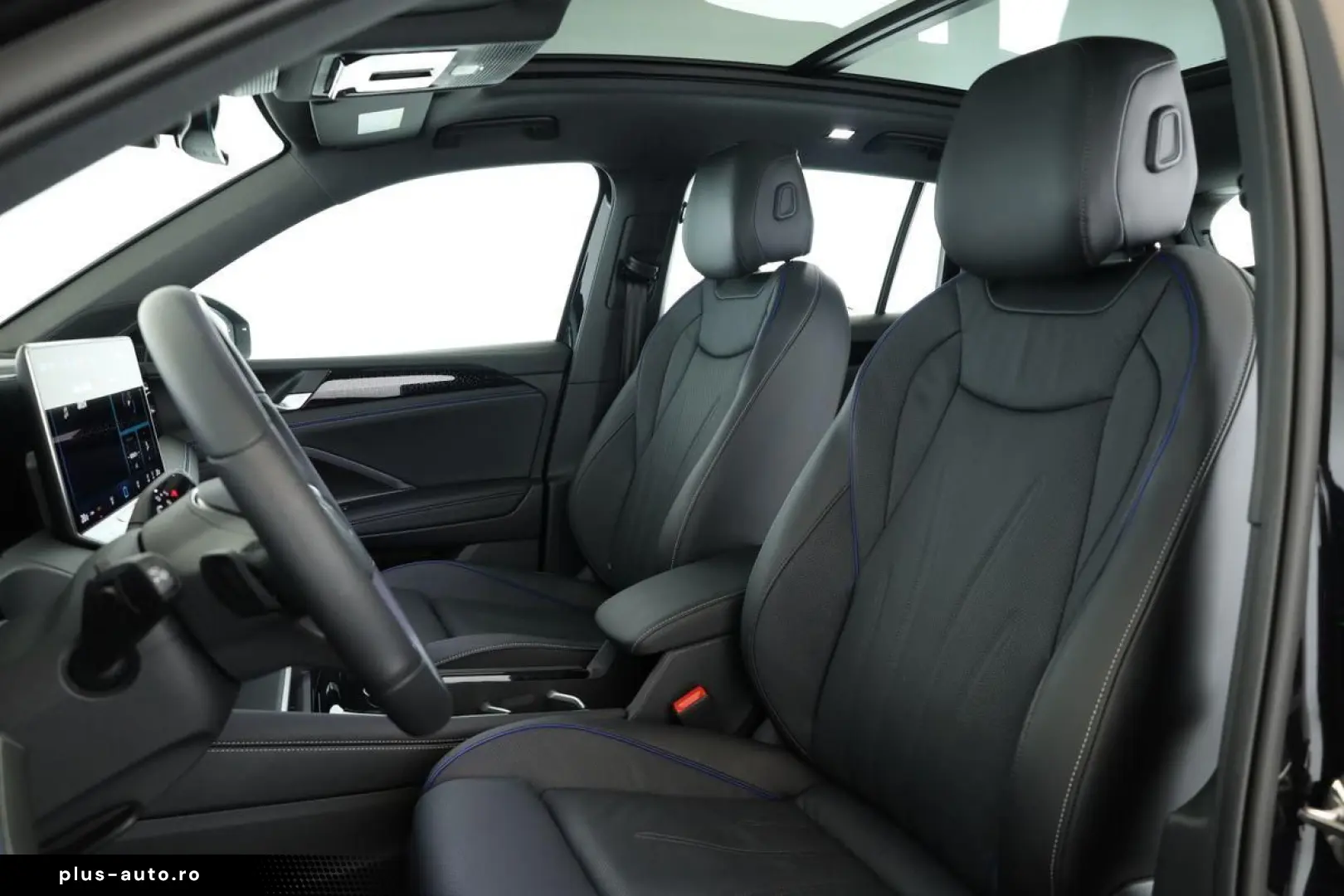 VW Tiguan 2.0 TSI DSG 4M R-Line IQ Pano Nav ACC 360