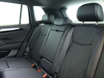 VW Tiguan 2.0 TSI DSG 4M R-Line IQ Pano Nav ACC 360