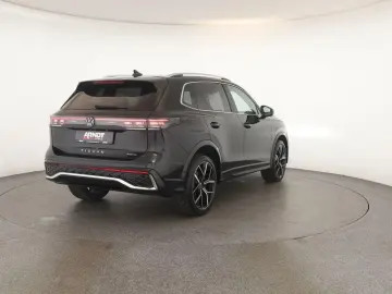 VW Tiguan 2.0 TSI DSG 4M R-Line IQ Pano Nav ACC 360