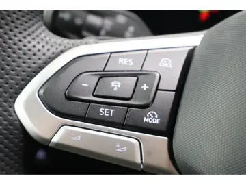 VW Tiguan 2.0 TDI 4M R-Line  Black Style  DSG Navi