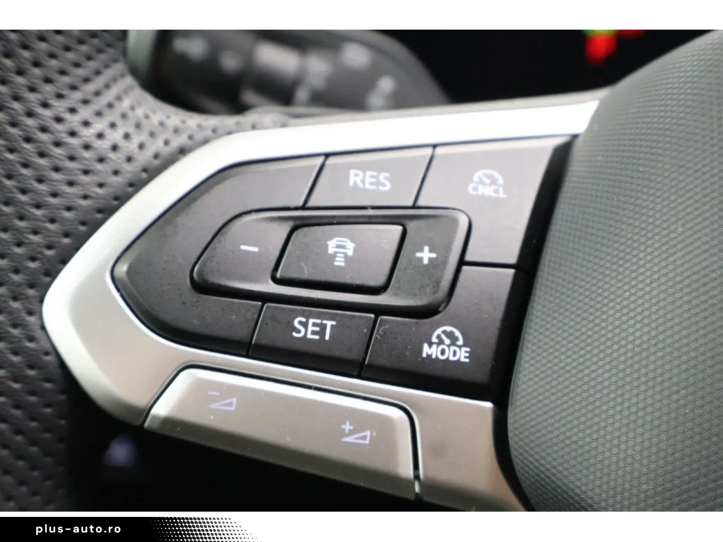 VW Tiguan 2.0 TDI 4M R-Line  Black Style  DSG Navi