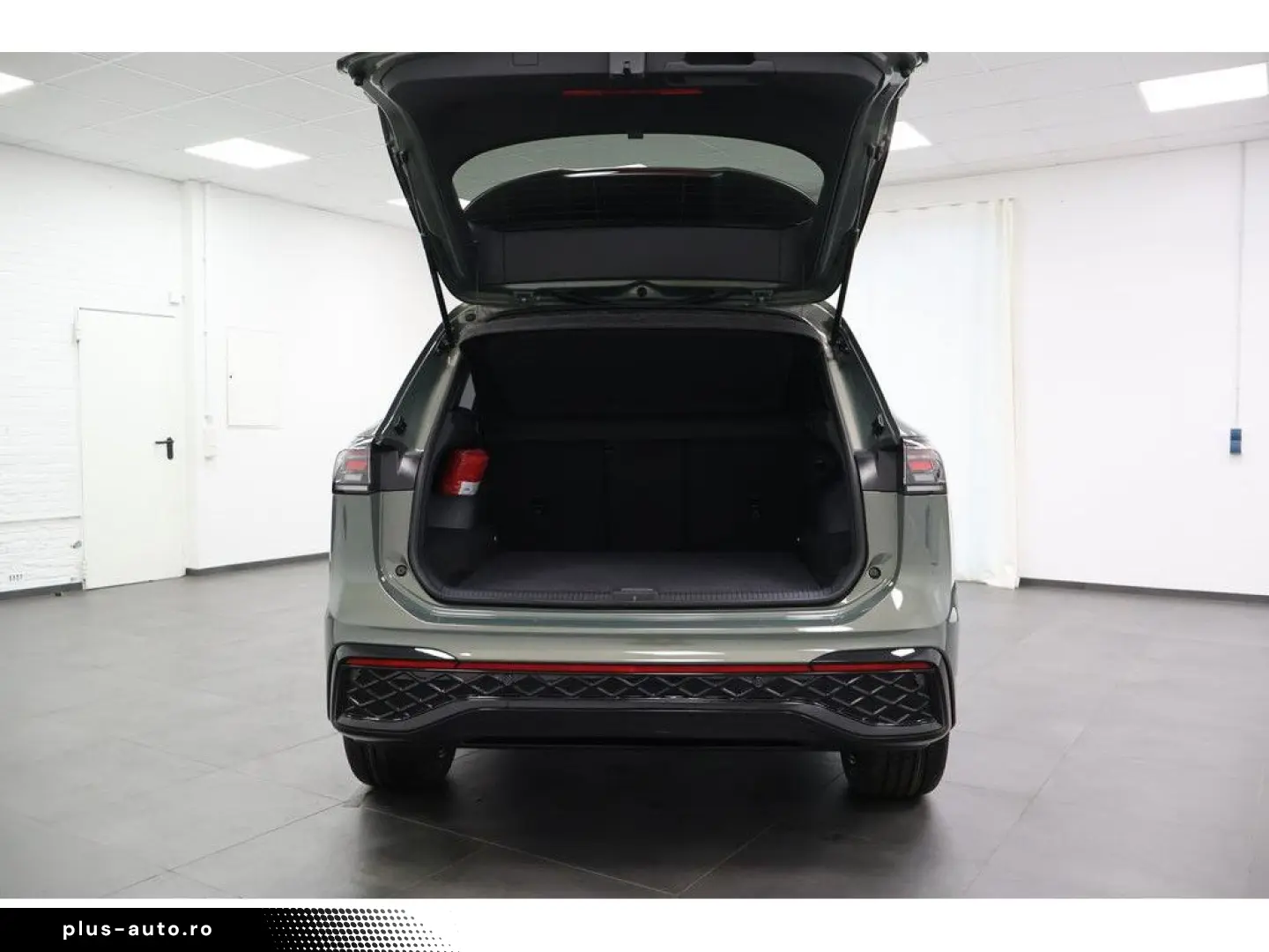 VW Tiguan 2.0 TDI 4M R-Line  Black Style  DSG Navi