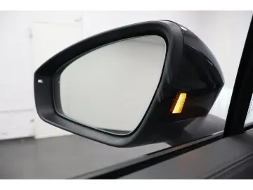 VW Tiguan 2.0 TDI 4M R-Line  Black Style  DSG Navi