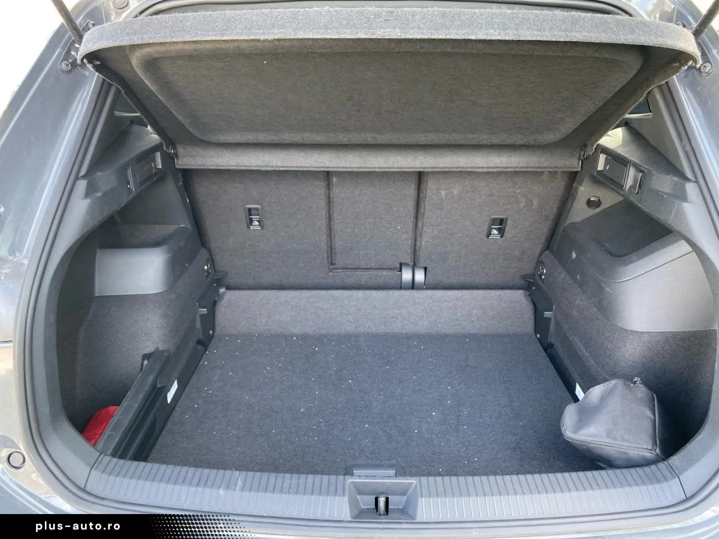 VW Tiguan R-Line 2.0 TSI DSG 4M Pano AHK Matrix ACC