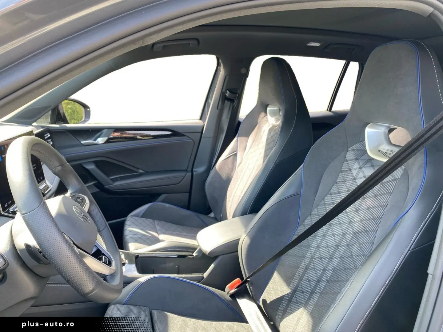 VW Tiguan R-Line 2.0 TSI DSG 4M Pano AHK Matrix ACC