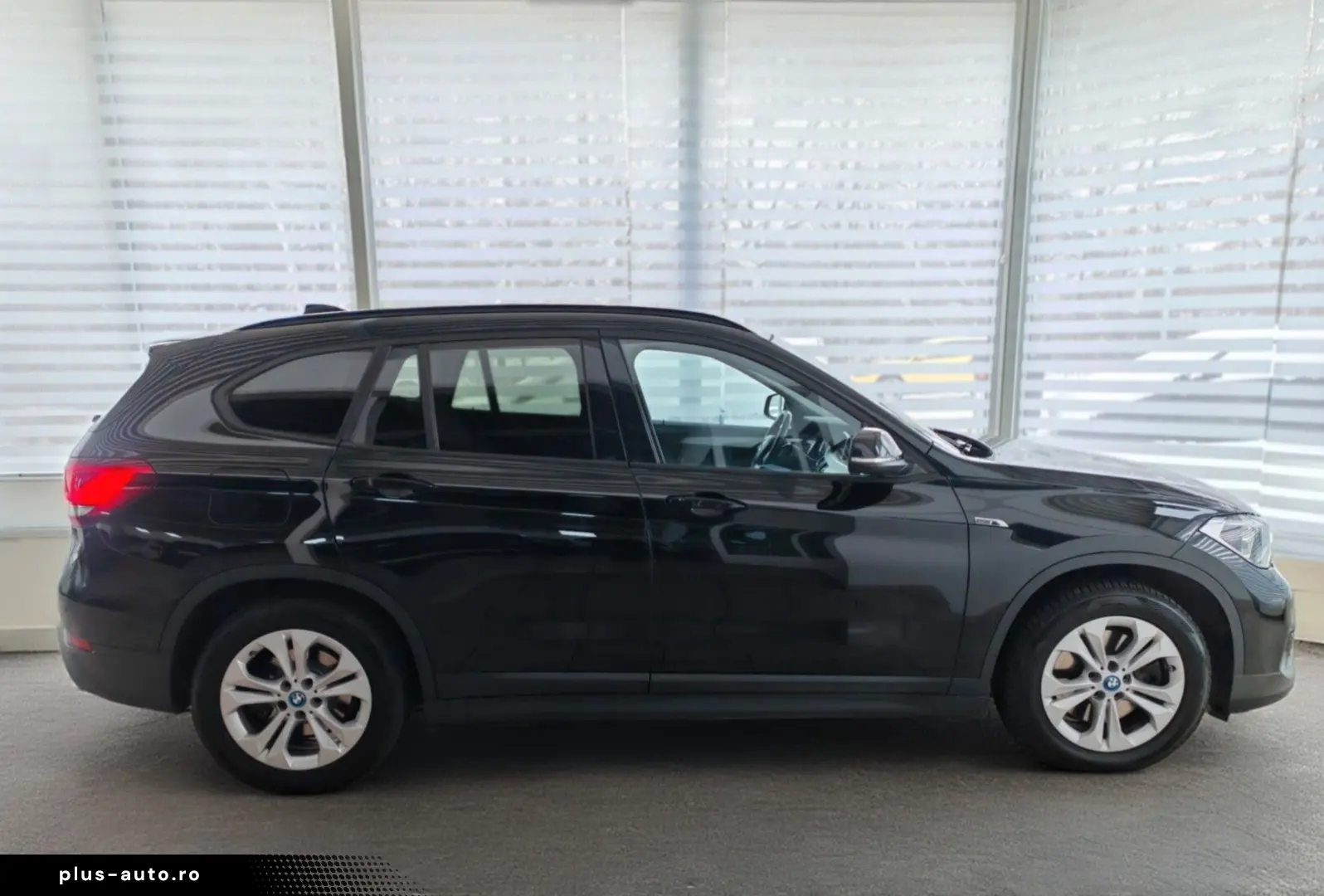 BMW X1 xD25e KAMERA AHK LED