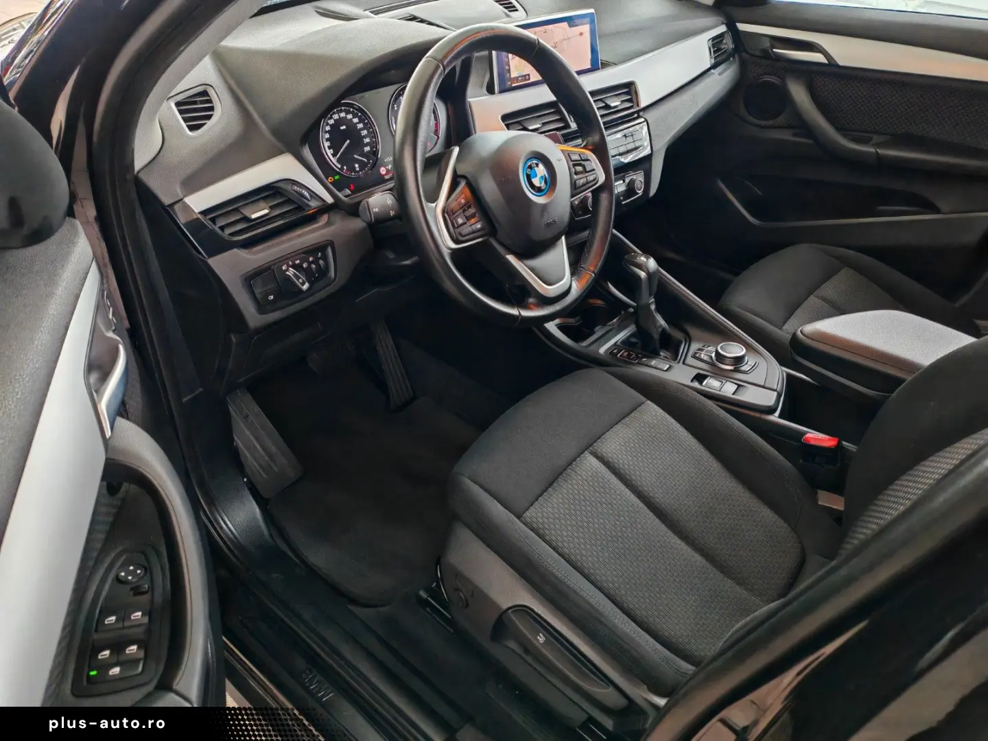 BMW X1 xD25e KAMERA AHK LED