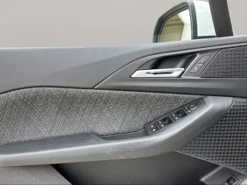 BMW 225e xDrive Active Tourer Kamera Sitzheizung