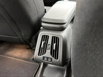 BMW 225e xDrive Active Tourer Kamera Sitzheizung