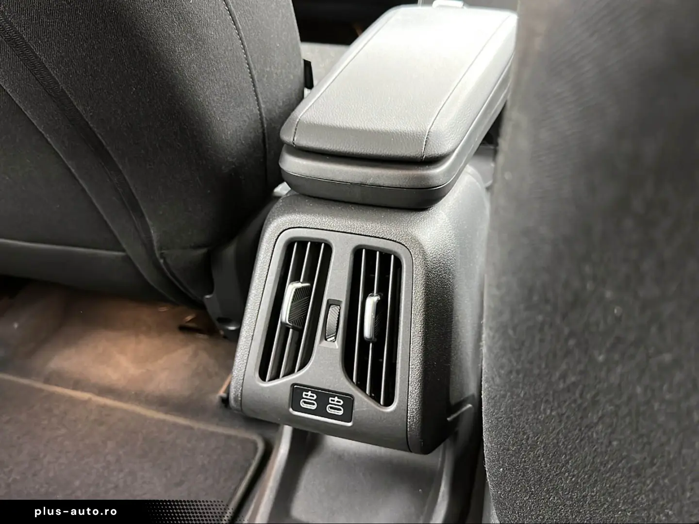 BMW 225e xDrive Active Tourer Kamera Sitzheizung