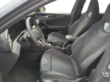 VW Tiguan R-Line 2.0 TSI DSG 4M Pano AHK Matrix ACC