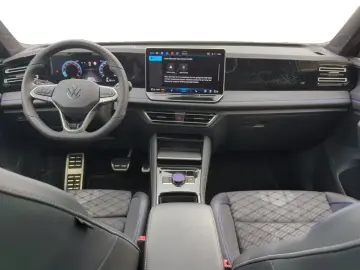 VW Tiguan R-Line 2.0 TSI DSG 4M Pano AHK Matrix ACC