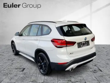 BMW X1 xD 25e SportLine Navi  HUD ACC LED Kamera