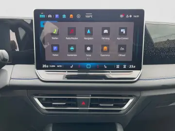 VW Tiguan R-Line 4Motion TDI DSG 20  AHK PANO BLACK