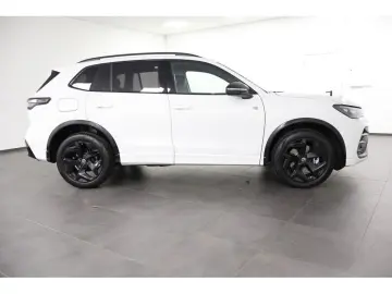 VW Tiguan 2.0 TDI 4M R-Line  Black Style  DSG Navi