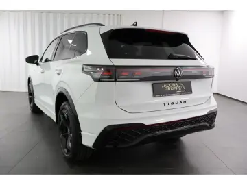 VW Tiguan 2.0 TDI 4M R-Line  Black Style  DSG Navi