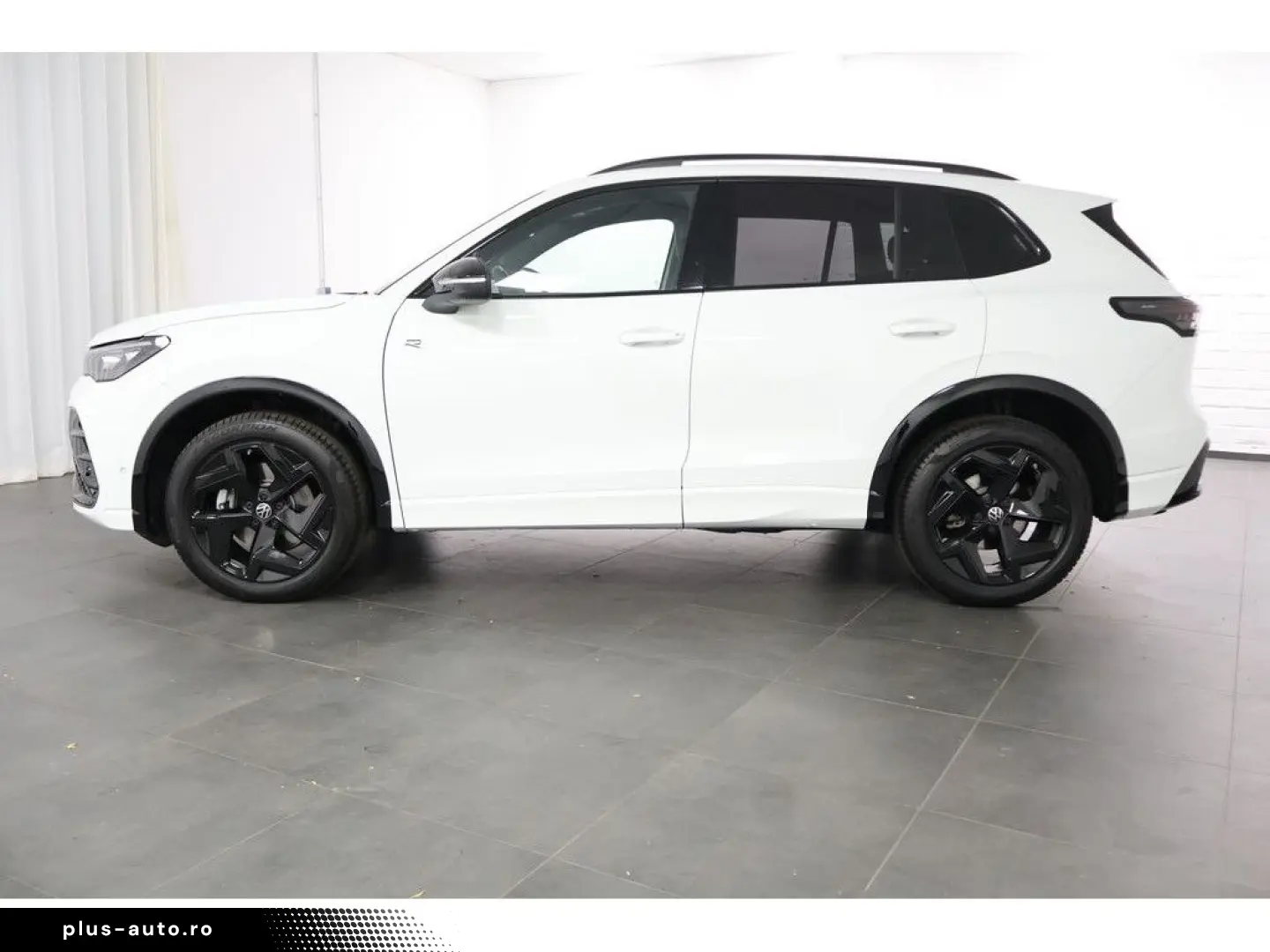 VW Tiguan 2.0 TDI 4M R-Line  Black Style  DSG Navi