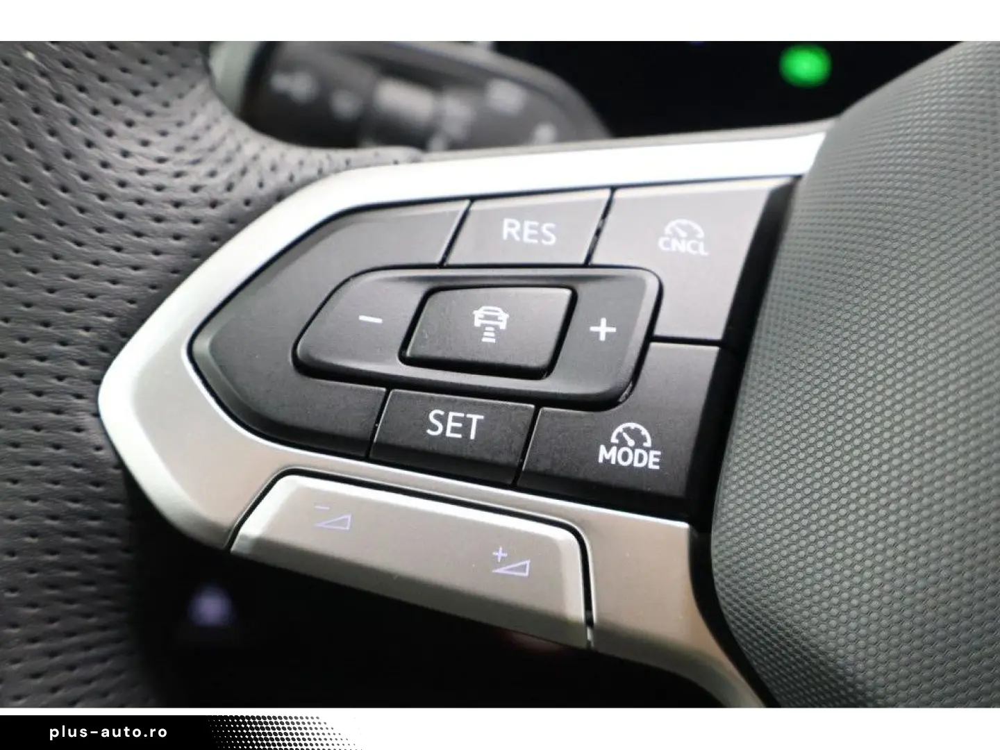 VW Tiguan 2.0 TDI 4M R-Line  Black Style  DSG Navi