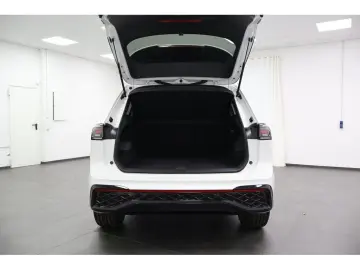 VW Tiguan 2.0 TDI 4M R-Line  Black Style  DSG Navi