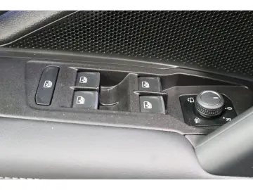 VW Tiguan 2.0 TDI 4M R-Line  Black Style  DSG Navi