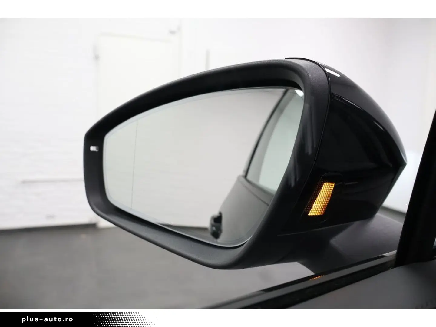 VW Tiguan 2.0 TDI 4M R-Line  Black Style  DSG Navi