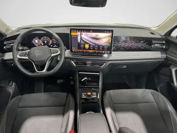 VW Tiguan 2.0 TDI 4M DSG ELEGANCE PANO AHK LED  5J.