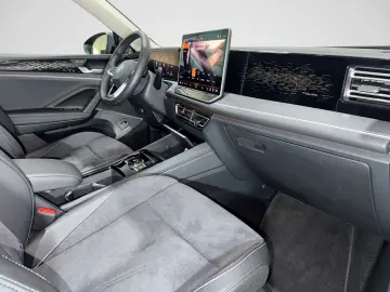 VW Tiguan 2.0 TDI 4M DSG ELEGANCE PANO AHK LED  5J.