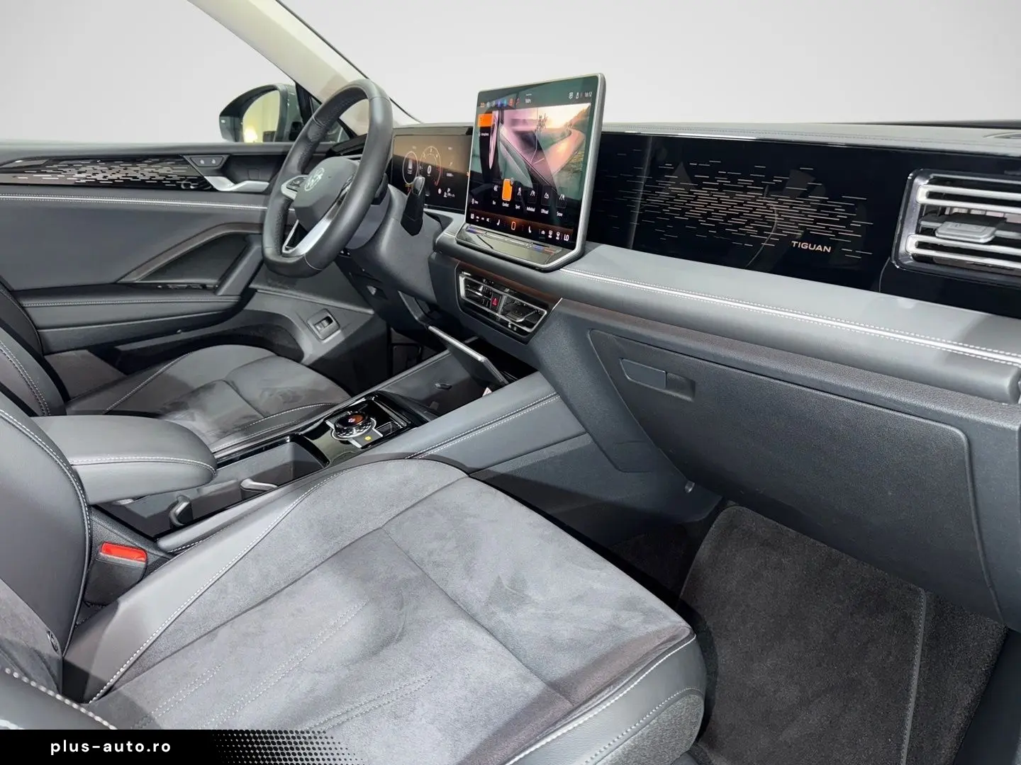 VW Tiguan 2.0 TDI 4M DSG ELEGANCE PANO AHK LED  5J.