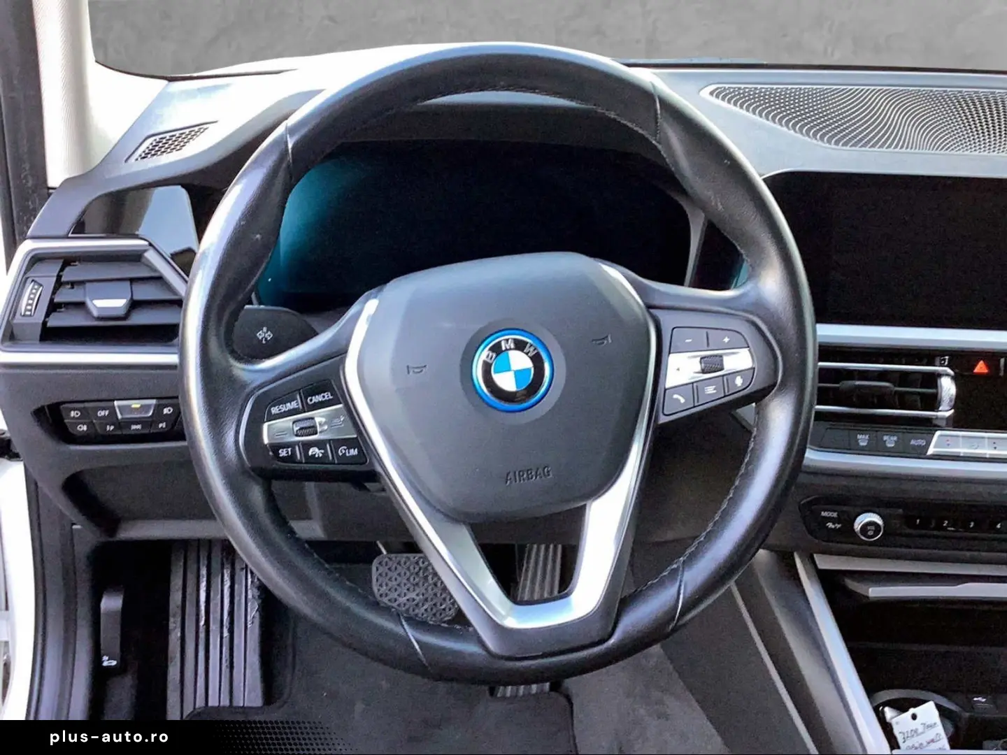 BMW 320e Touring Aut. Advantage