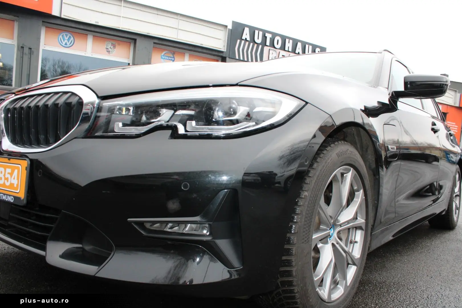 BMW 3 Touring 330 e Sport Line M P NAVI KAM 1 HAND