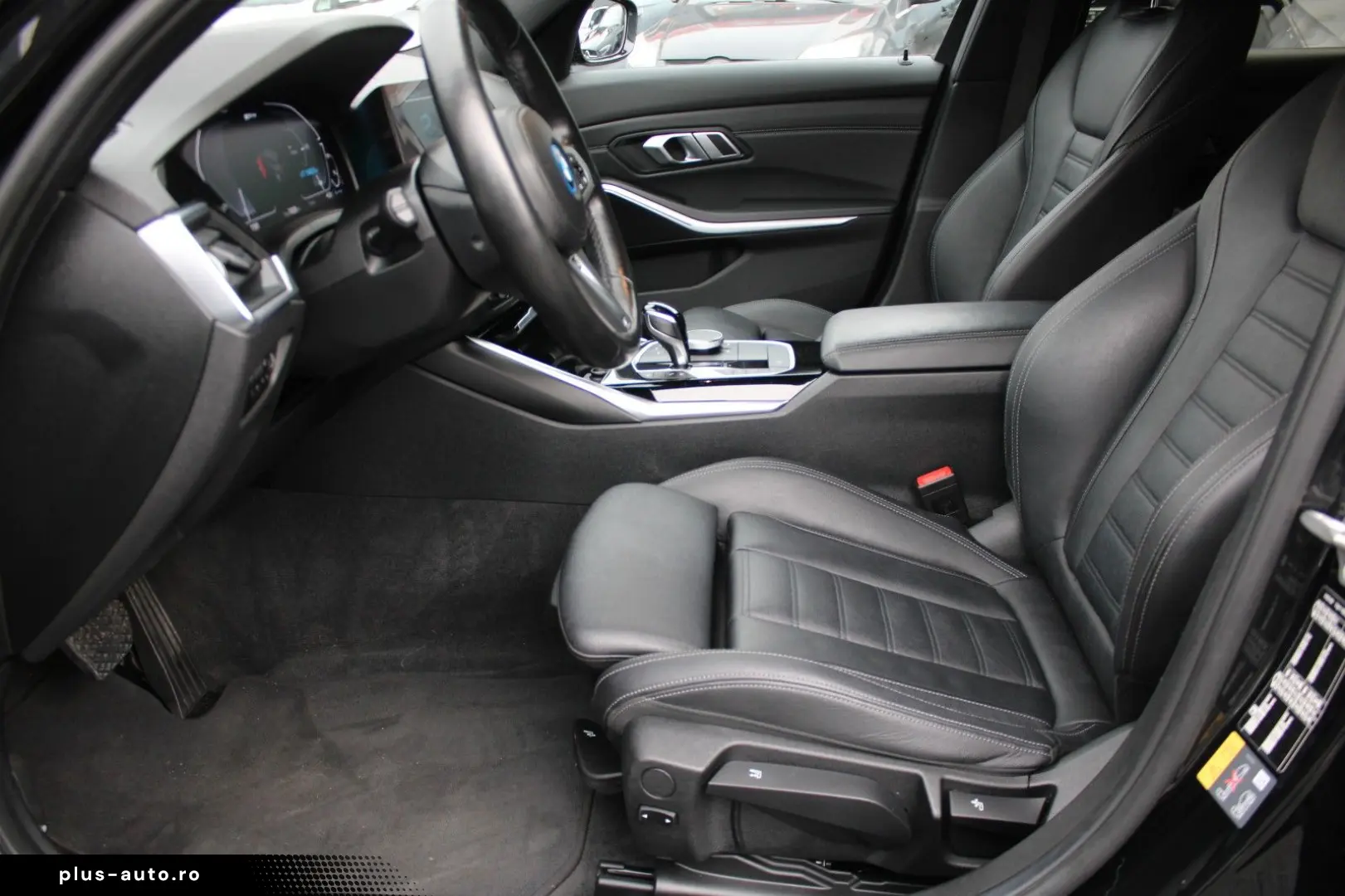 BMW 3 Touring 330 e Sport Line M P NAVI KAM 1 HAND