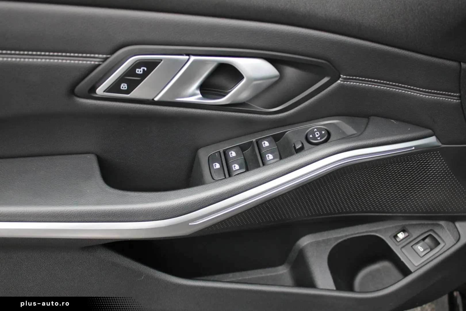 BMW 3 Touring 330 e Sport Line M P NAVI KAM 1 HAND